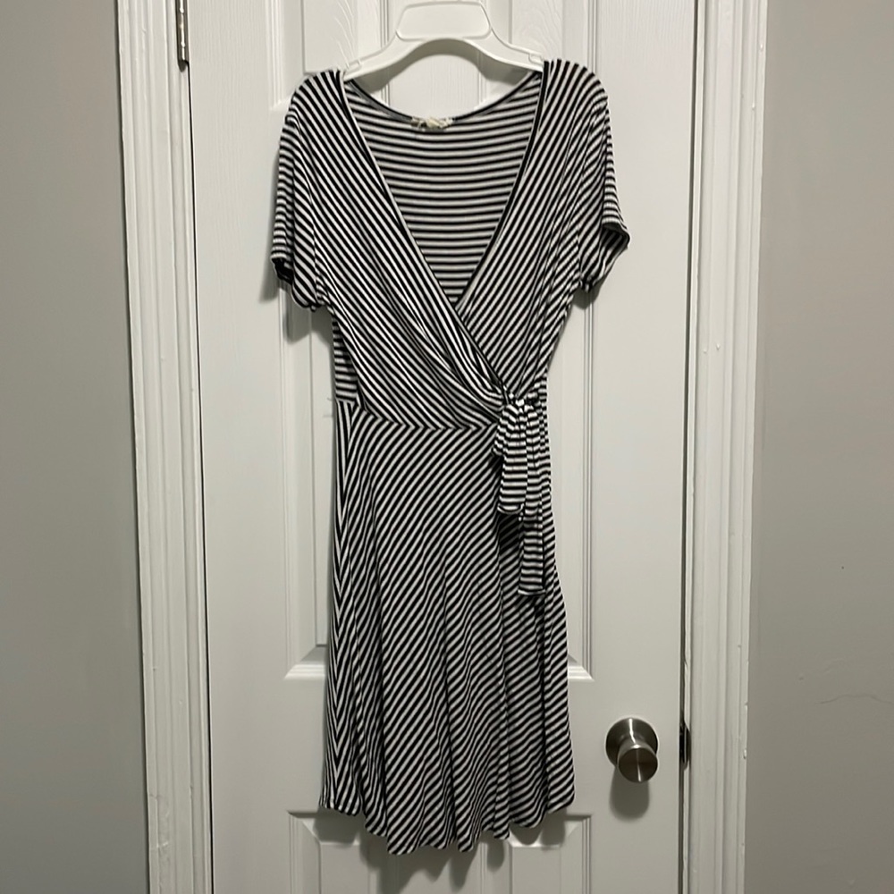Neot lightweight dress